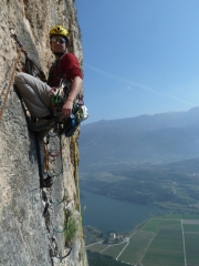 Tom startet in die zweite SL
