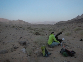 Salim gibt Tipps für Jebel Rum W-O-Traverse